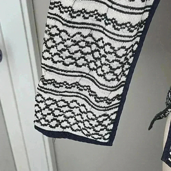 Madewell Womens Tidal Wave Pullover Front Pocket Embroidered Sweater Size Small - Picture 2 of 9